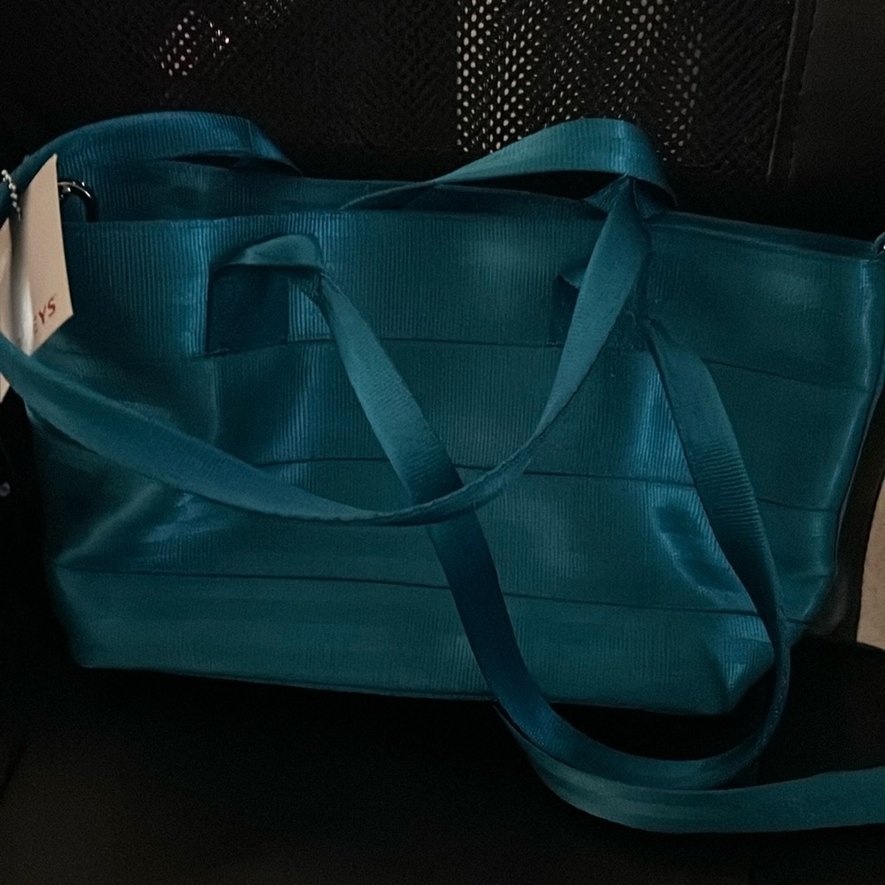 Harvey’s small tote